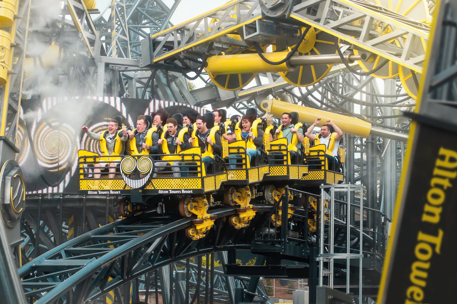 Alton Towers Resort: UK Short Breaks, Theme Park & Waterpark