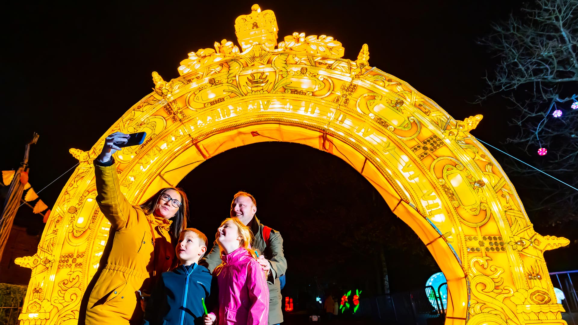 Family Christmas Days Out Alton Towers Resort