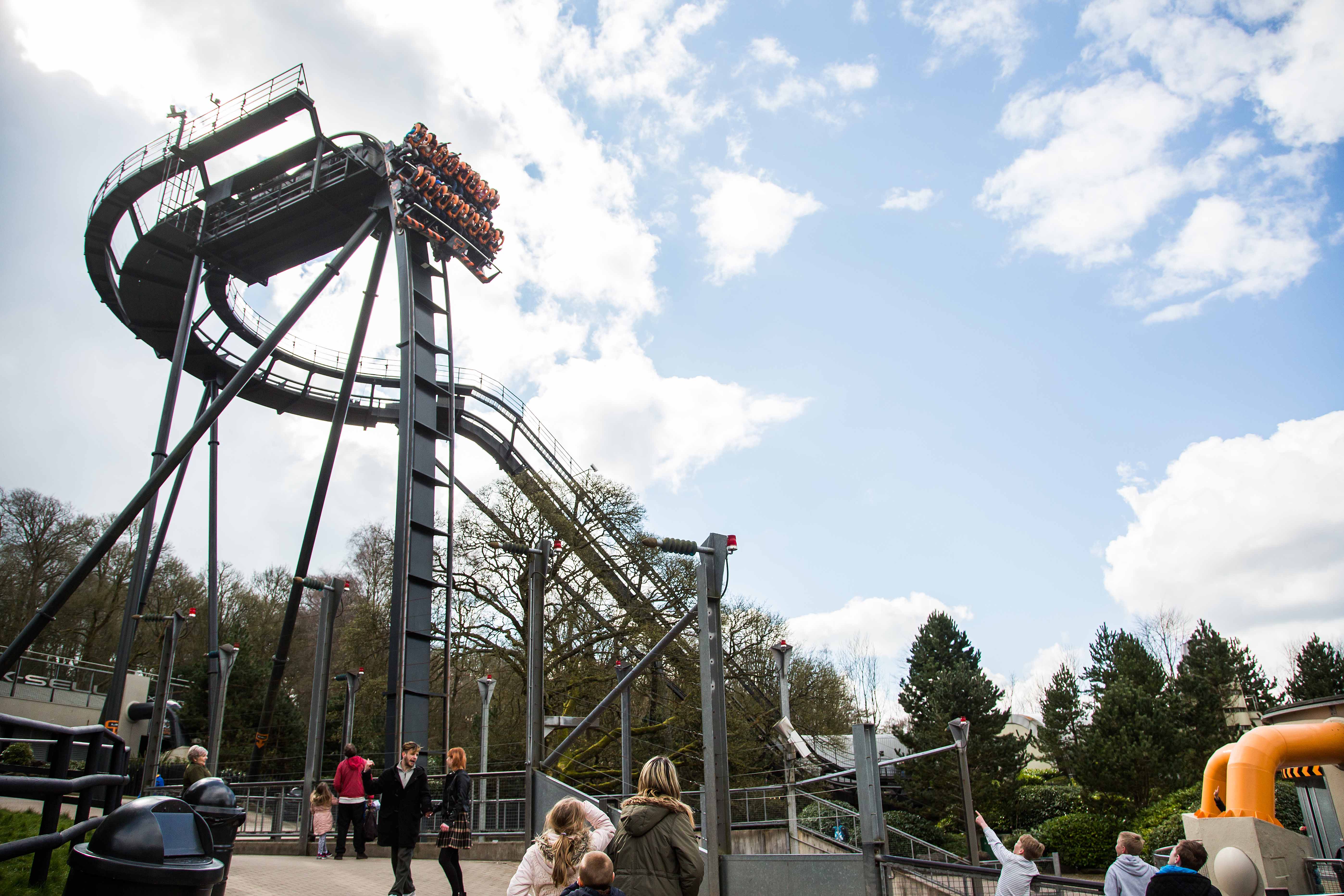 Oblivion Theme Park Ride At Alton Towers Resort - alton towers roblox